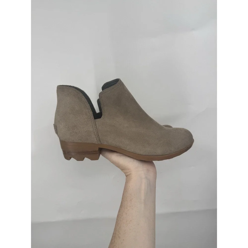 Sorel Lolla Cut Out Ankle Bootie Women 9.5 Suede Leather Western Granolagirl‎
